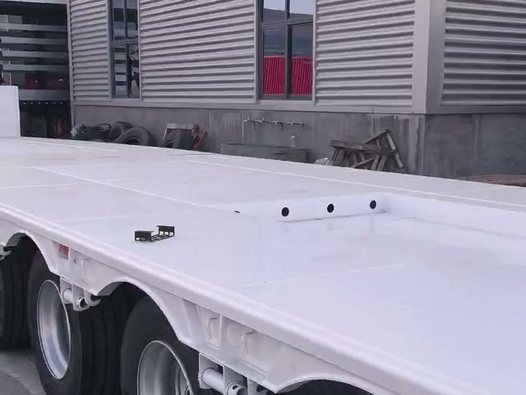 Telescopic deck and axles