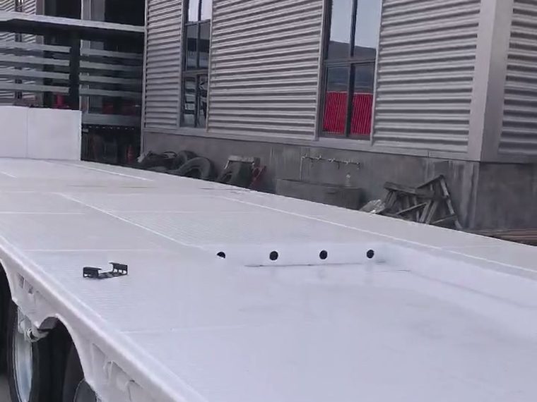 Low deck and multi-axle group